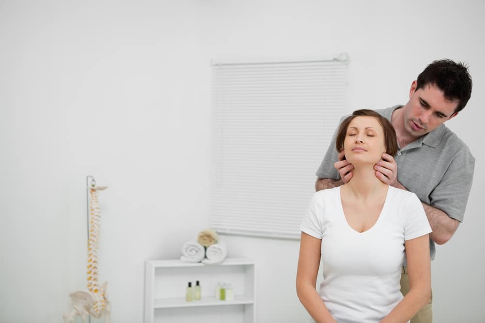 Why Should You Contact a Whiplash Chiropractor for Help Today